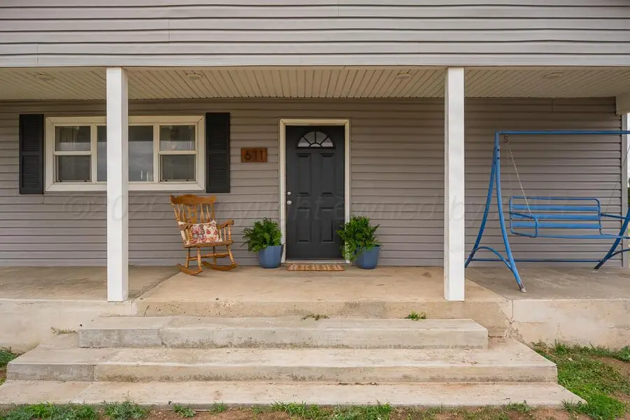 611 Chester, Panhandle, TX 79068-1100 - #2