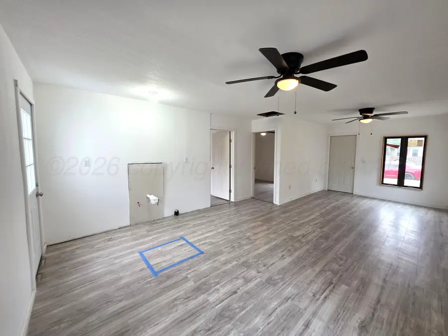 417 S Pitts Street, Pampa, TX 79065-7633 - #3