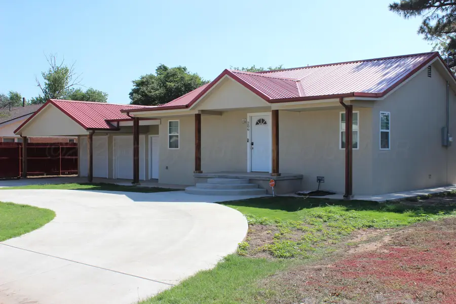 206 Western Avenue, Hereford, TX 79045 - #2