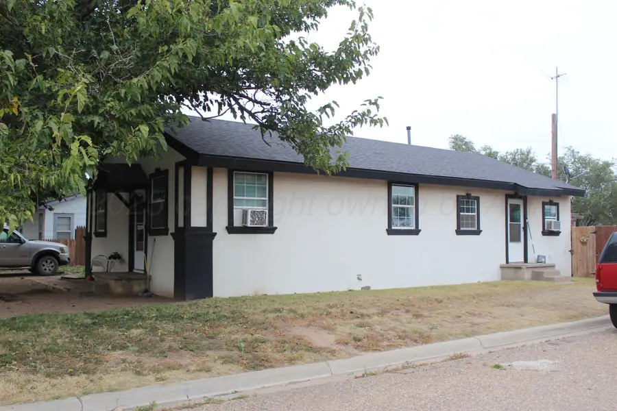 400 Blevins, Hereford, TX 79045 - #2