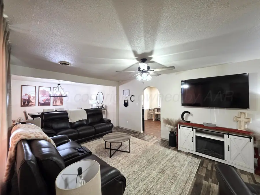 7921 Tumbleweed Road, Lefors, TX 79054 - #2
