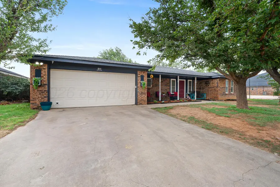 811 Santa Fe Trail, Canyon, TX 79015 - #2