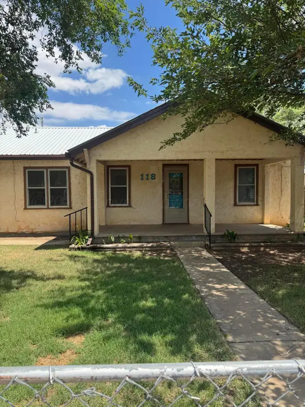 118 E Lasalle Street, Fritch, TX 79036