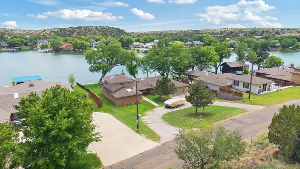 326 N Shore Drive, Amarillo, TX 79118