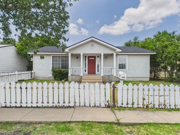 202 Hickory Street, Borger, TX 79007
