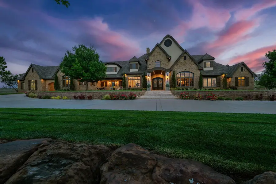 9 Stoneridge Drive, Amarillo, TX 79124-4825 - #2