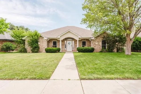 5711 Nicholas, Amarillo, TX 79109-7445