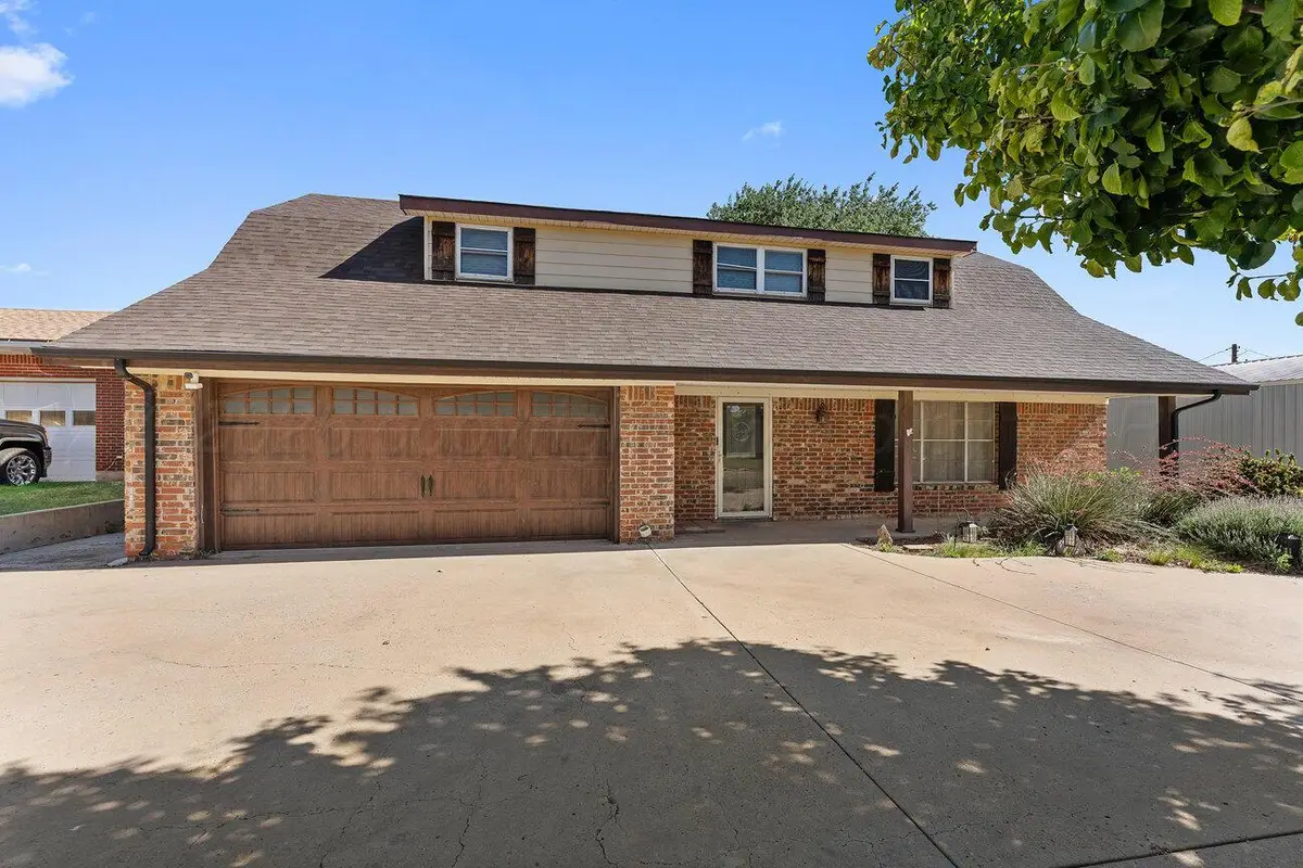 205 Houston Street, Borger, TX 79007 - #1