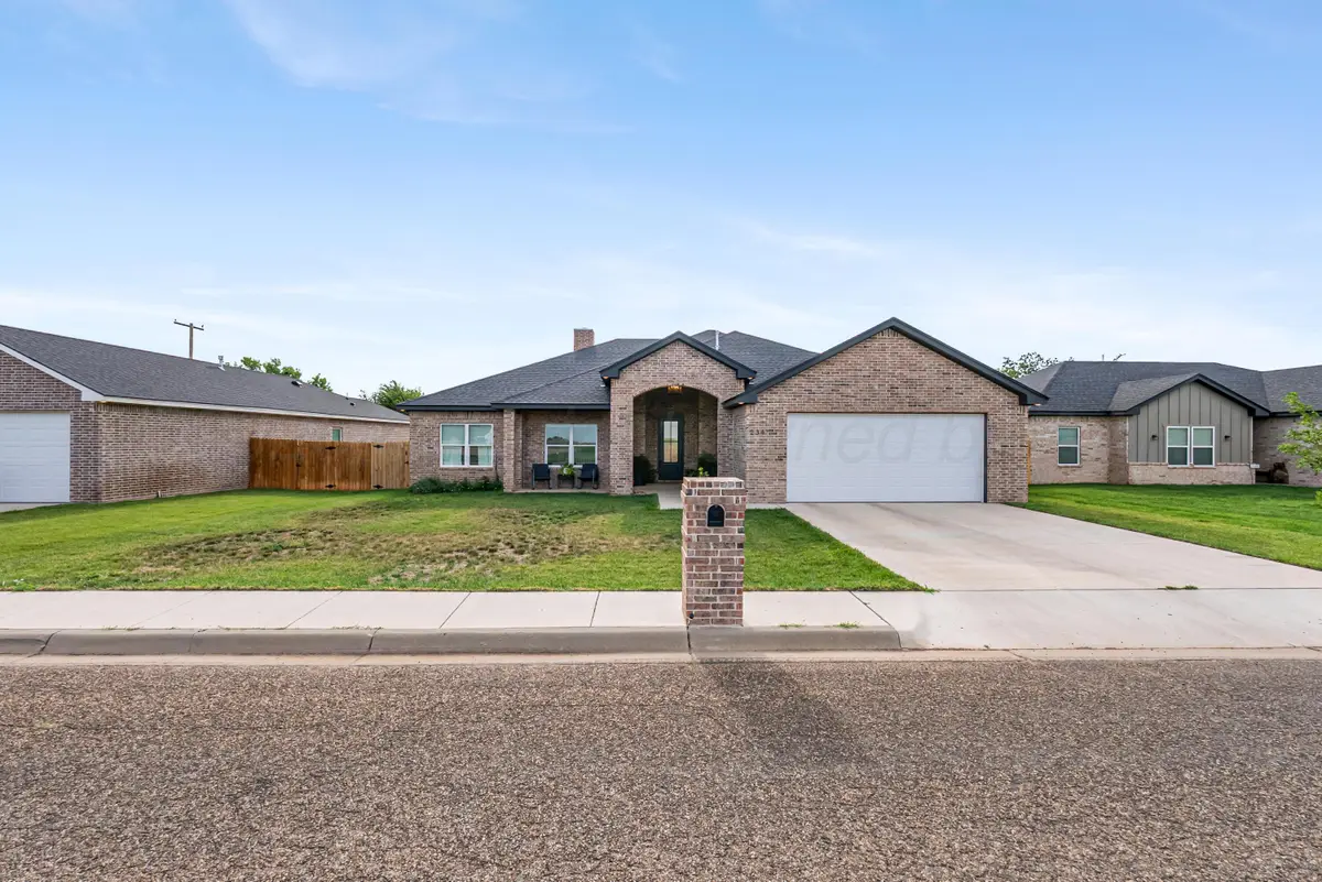 234 N Kingwood Street, Hereford, TX 79045 - #1