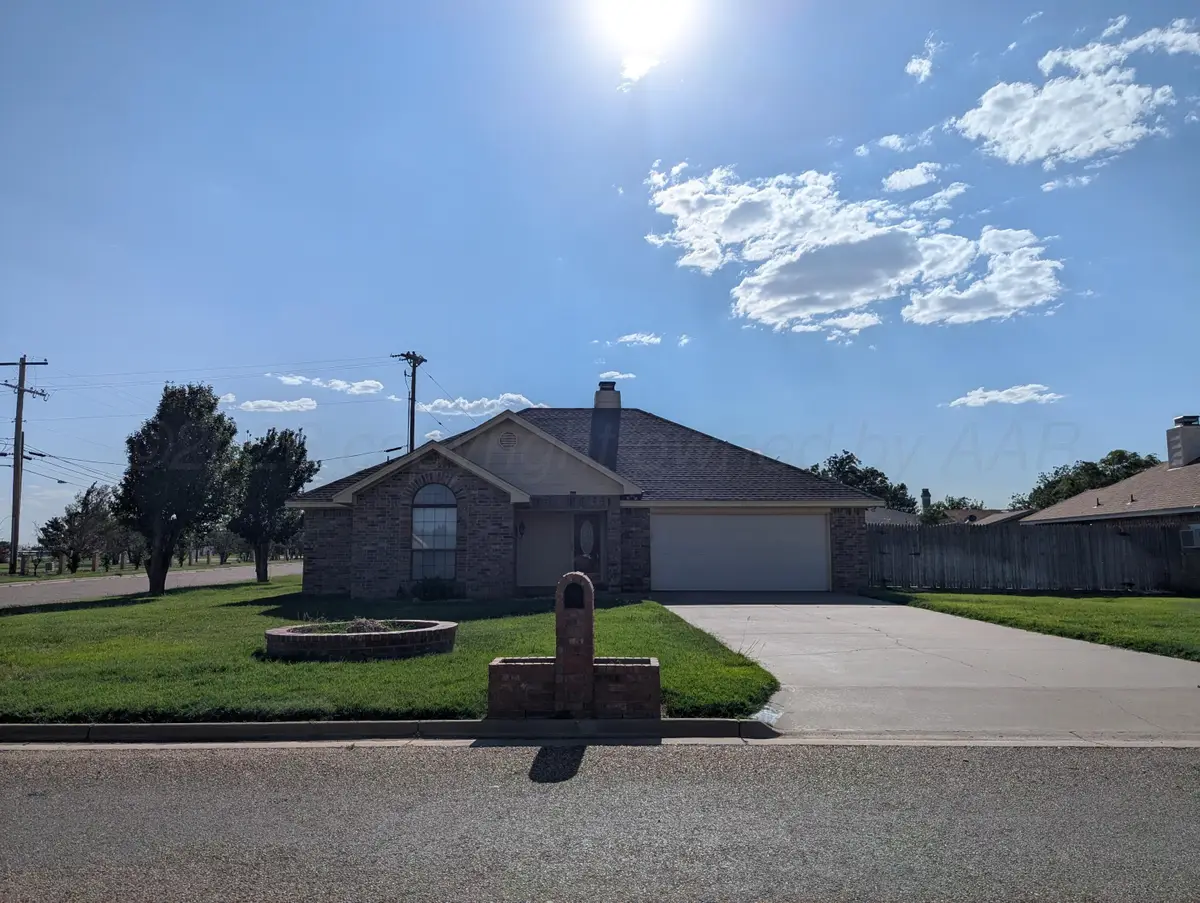 1101 Springfield Avenue, Friona, TX 79035 - #1