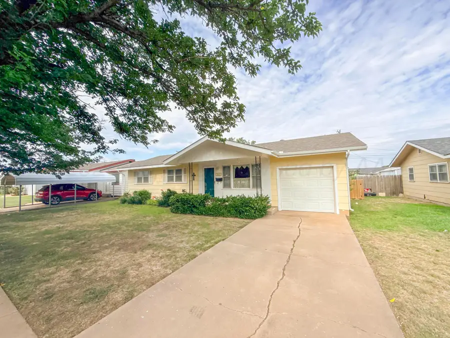 1817 N Wells Street, Pampa, TX 79065-3343 - #2