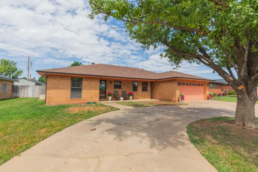 2617 N Fir Street, Pampa, TX 79065-3142 - #2