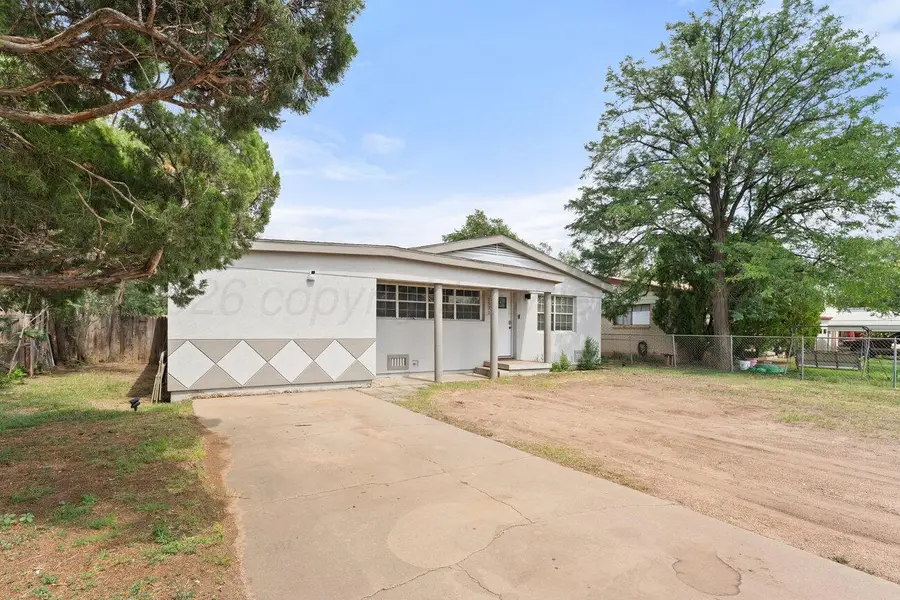 1521 Lockney Street, Amarillo, TX 79106-2405 - #2