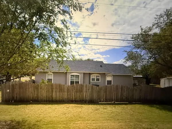 302 S Beaumont, Booker, TX 79005