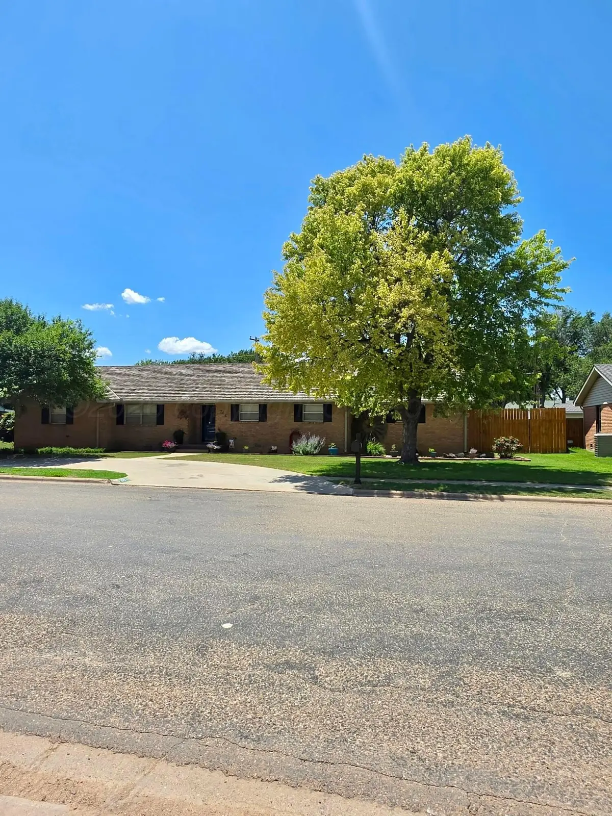 704 Gibner Drive, Spearman, TX 79081 - #1