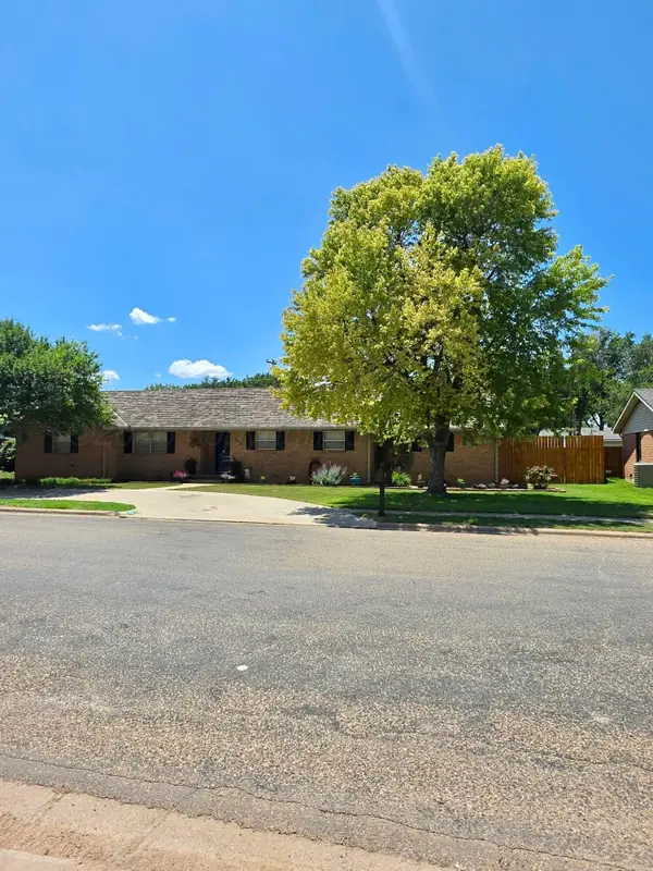 704 Gibner Drive, Spearman, TX 79081