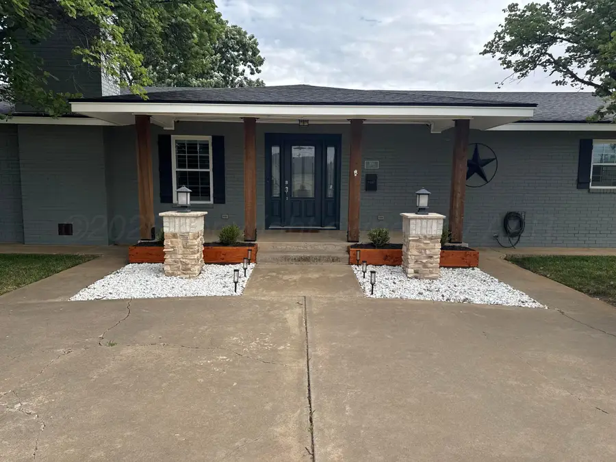2011 9th Avenue, Canyon, TX 79015 - #2