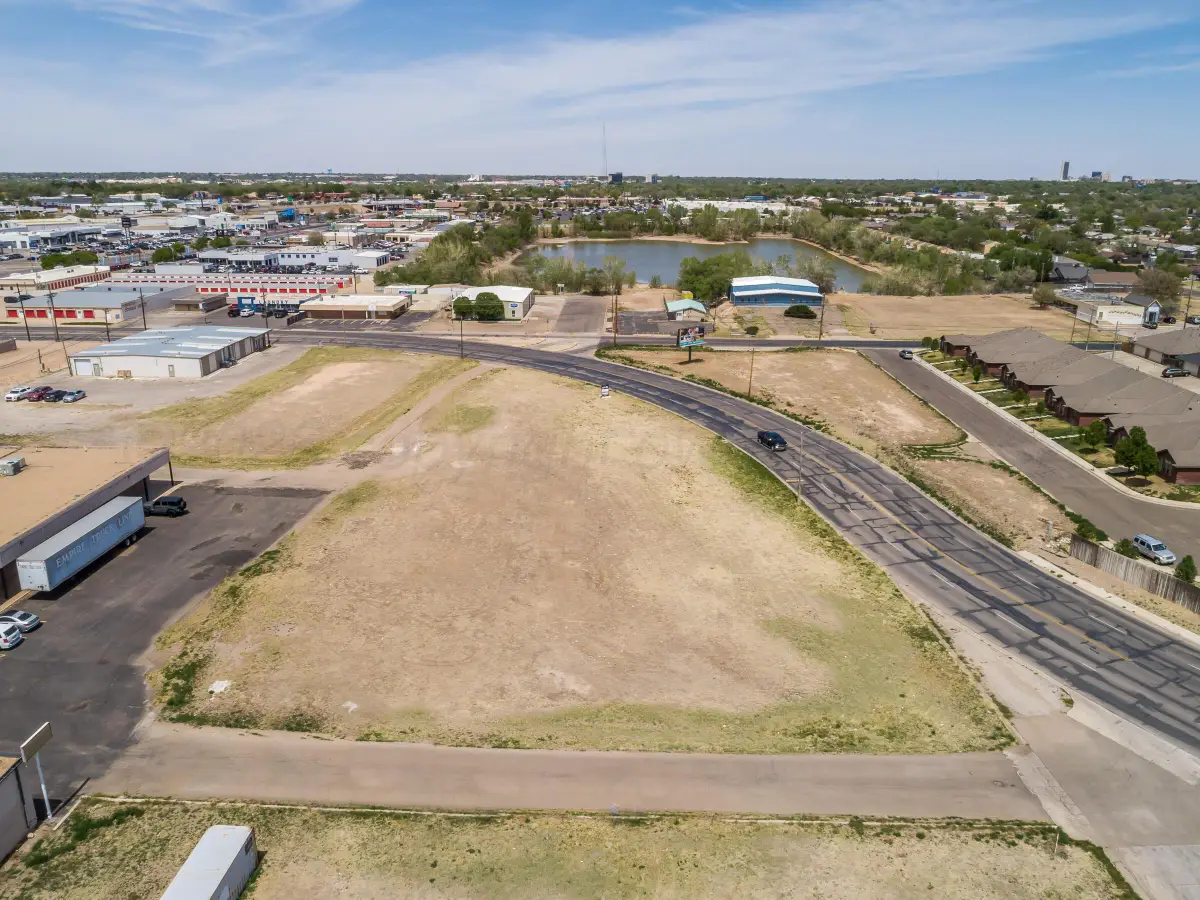 2451 Hardin Drive, Amarillo, TX 79110-1727 - #1