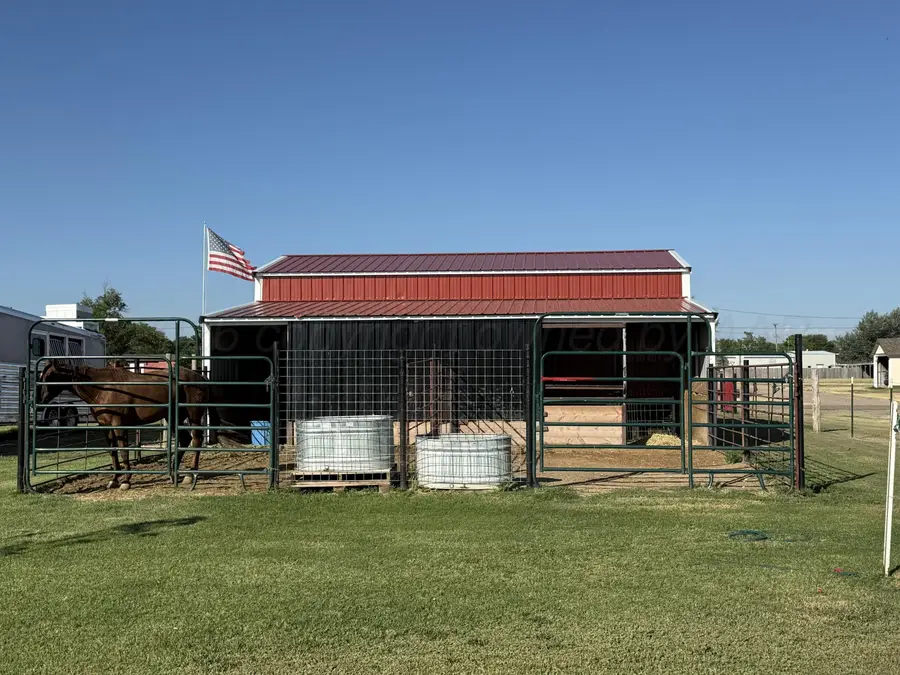403 S Grace Street, Stratford, TX 79084 - #3