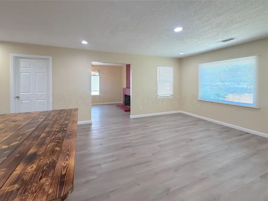 215 Peach Avenue, Dumas, TX 79029-3431 - #2