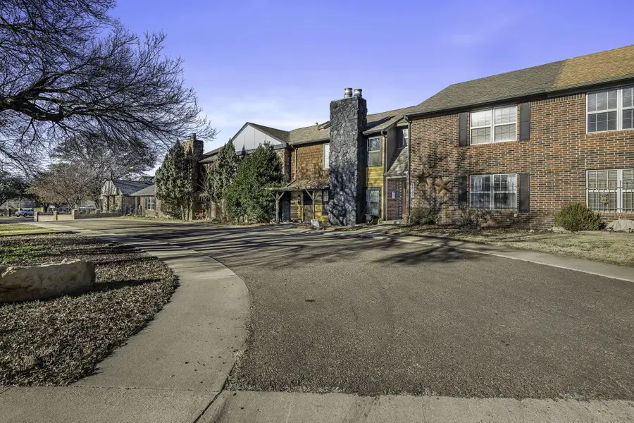 1530 S Kentucky Street, Amarillo, TX 79102-2232 - Image #2