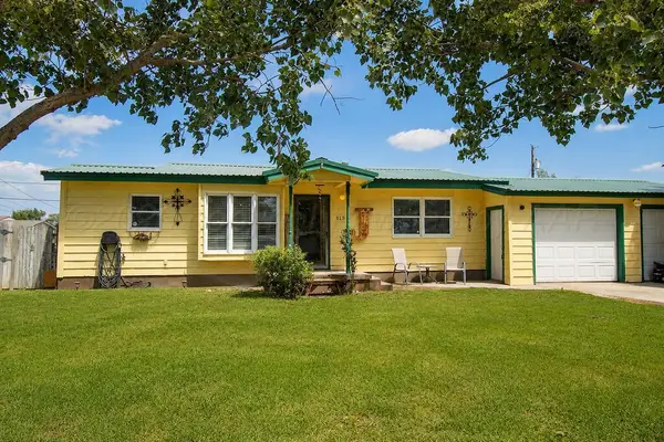 513 Coffee Place, Dalhart, TX 79022