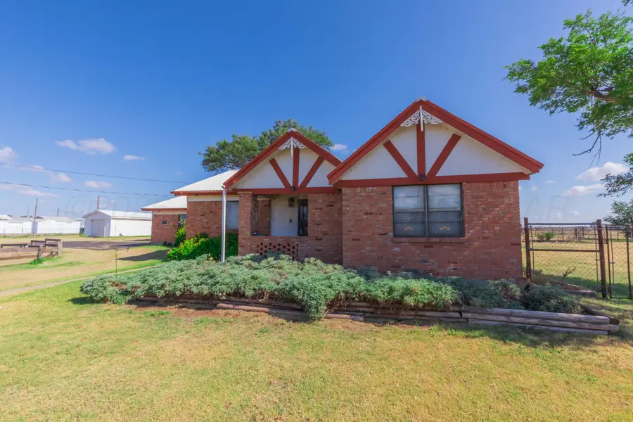 12041 E Frederic Avenue, Pampa, TX 79065-1511 - #2