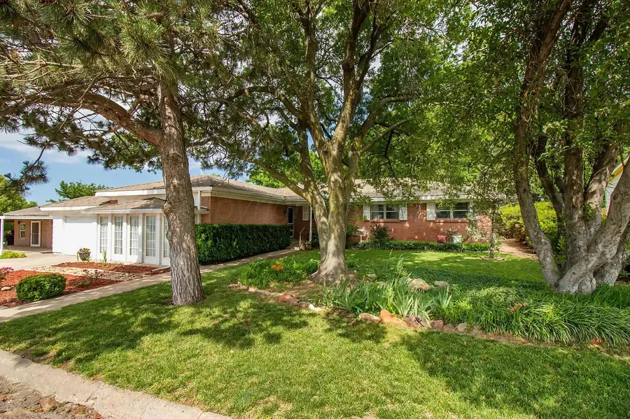 1009 N Main Street, McLean, TX 79057 - #3