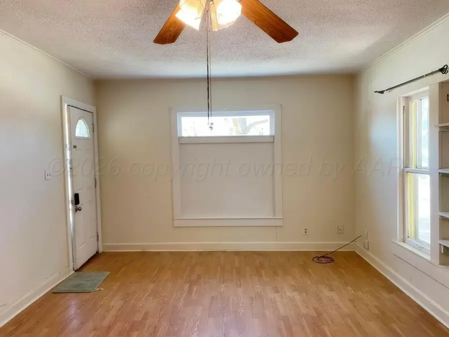 308 Ave F Nw, Childress, TX 79201 - #3