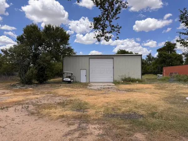 Brown Ave, Stinnett, TX 79083