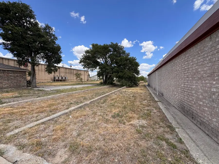 Main Street, Stinnett, TX 79083 - #2