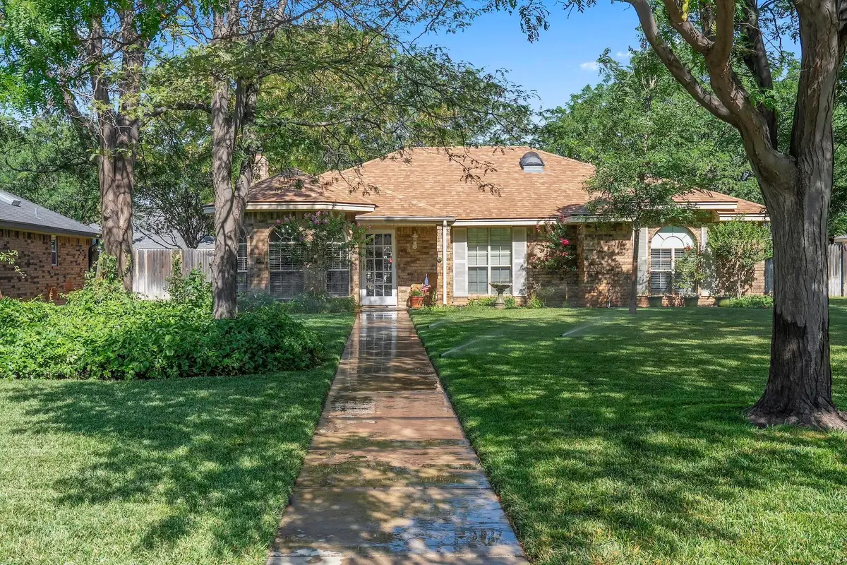 5814 Middleboro Drive, Amarillo, TX 79109 - #1