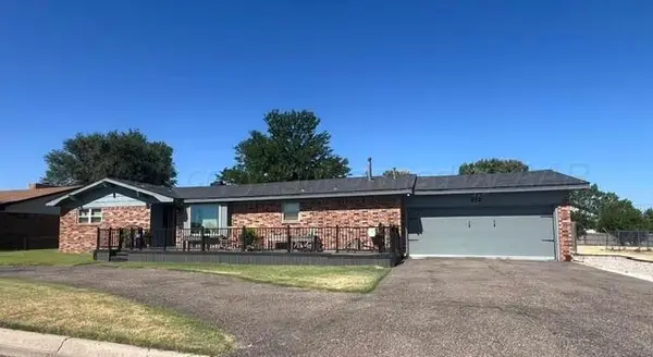 312 S Dahlia Street, Booker, TX 79005
