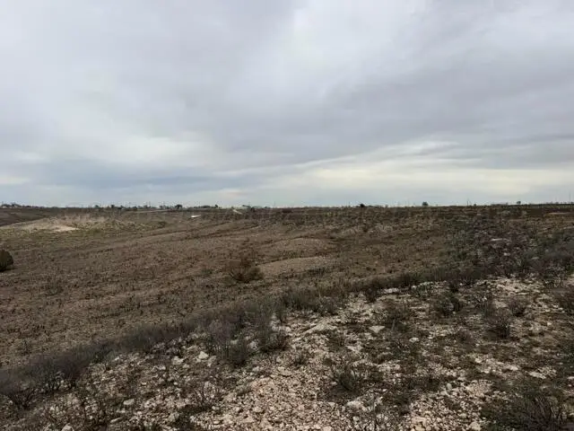 3000 W Mile View Drive, Amarillo, TX 79124-4647 - #2