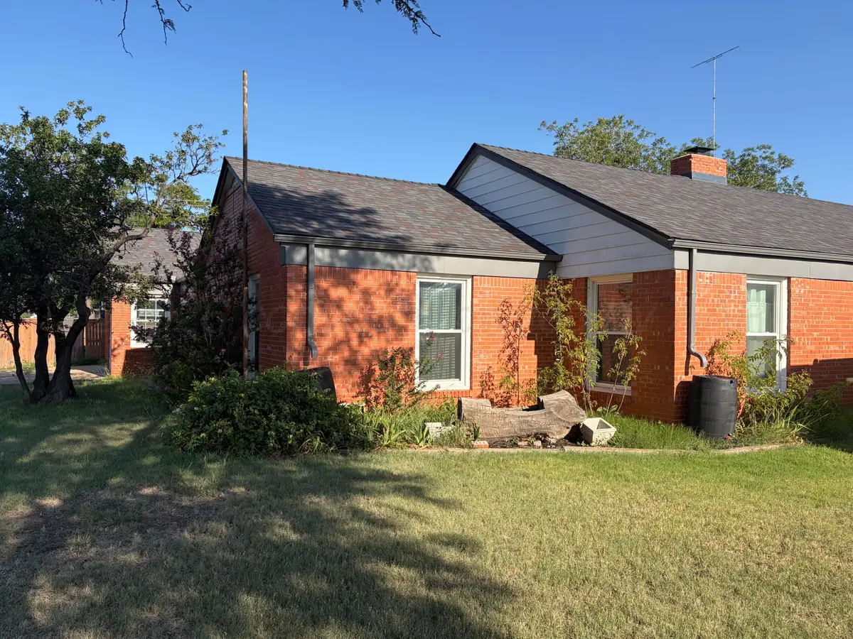 2301 N Mary-ellen Street, Pampa, TX 79065 - #1