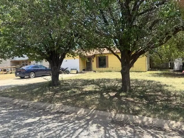 1704 Hamilton Street, Pampa, TX 79065-4216 - #1
