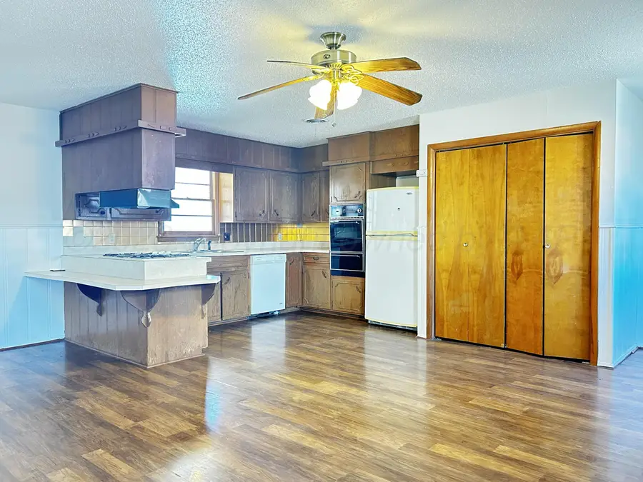 800 Sanders Avenue, Amarillo, TX 79108-4302 - #3