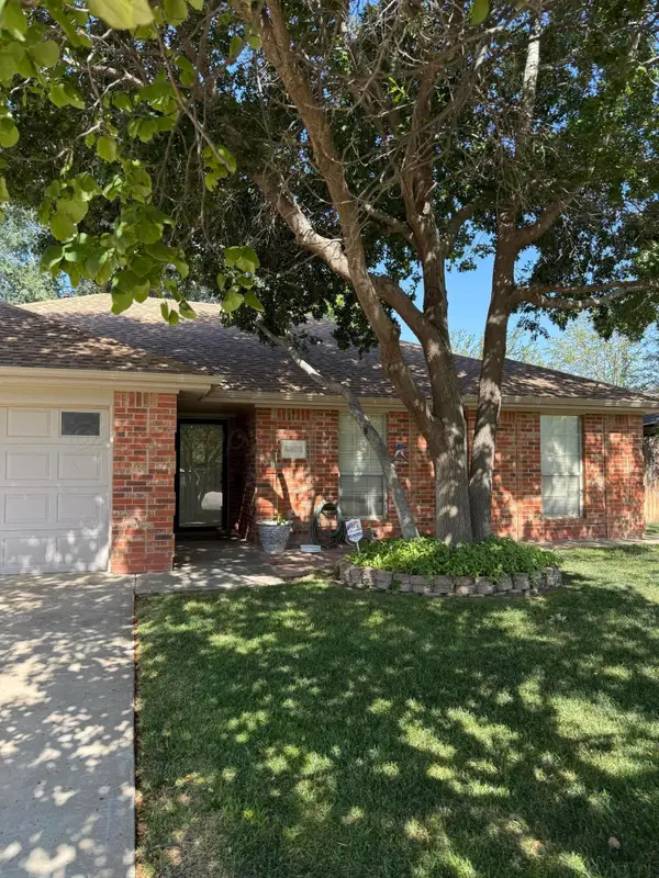 6908 Newlin Circle, Amarillo, TX 79109-6843