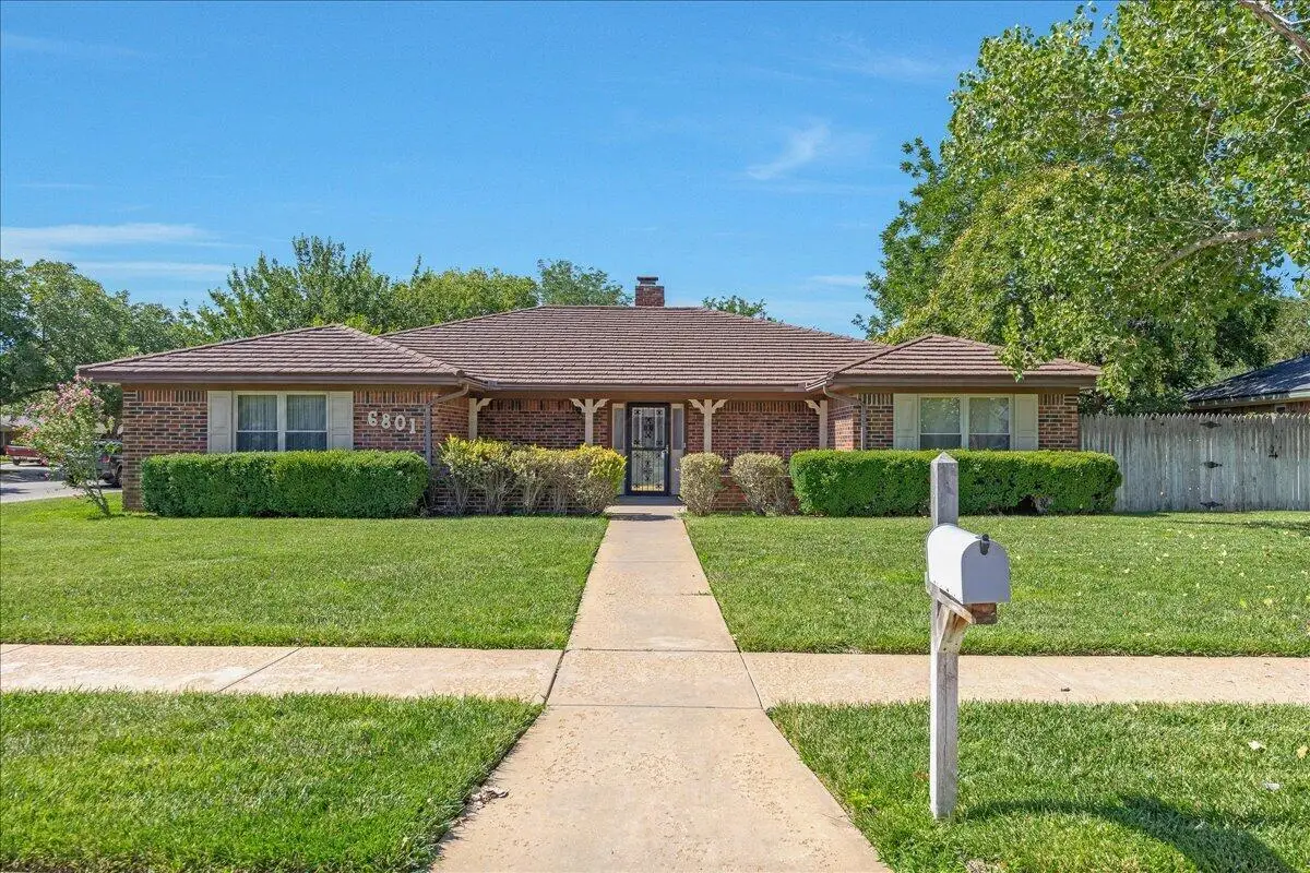 6801 Montague Drive, Amarillo, TX 79109-5049 - #1