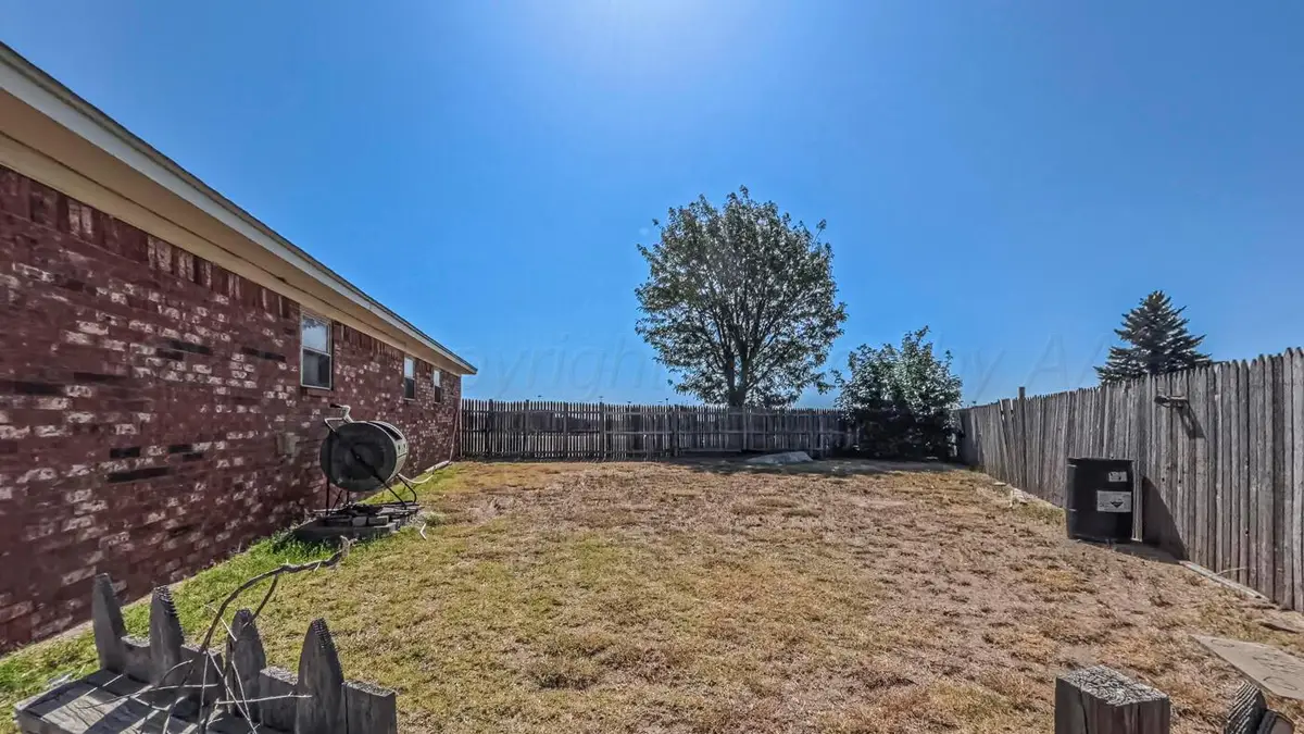 702 S Elm Avenue, Stinnett, TX 79083 - #1