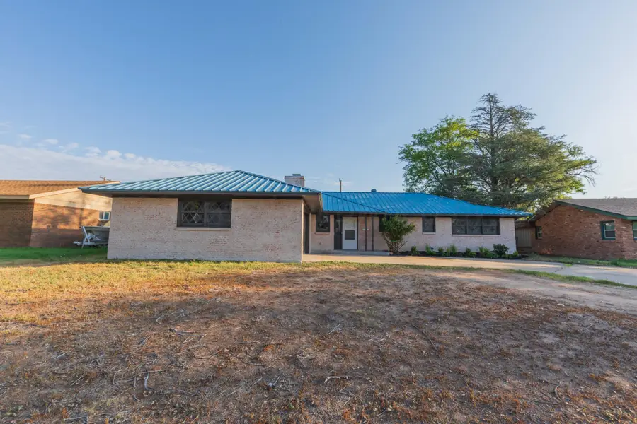 2619 11th Avenue, Canyon, TX 79015 - #2