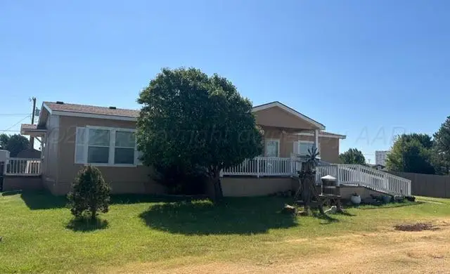 406 N Elm Street, Darrouzett, TX 79024 - #1