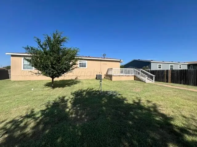 406 N Elm Street, Darrouzett, TX 79024 - #3