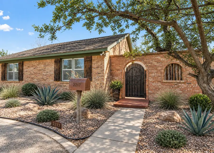 2217 Peach Tree Street, Amarillo, TX 79109 - #2