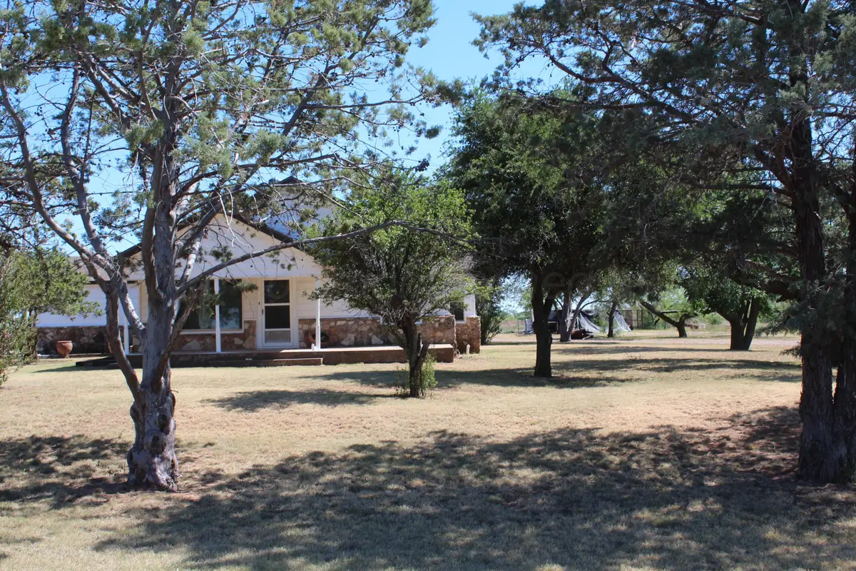 567 Randolph Road, Quanah, TX 79252 - #1