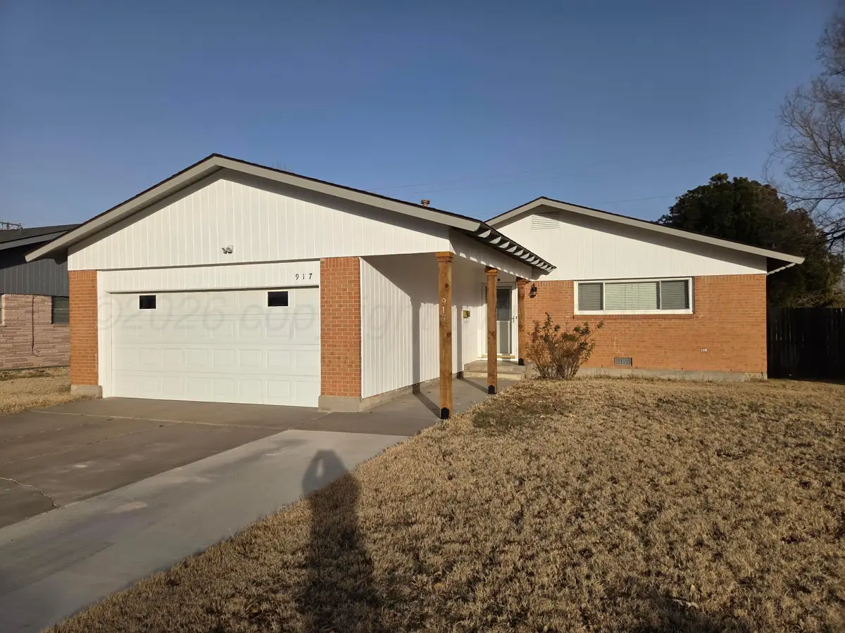 917 S Harvard Street, Perryton, TX 79070 - #1