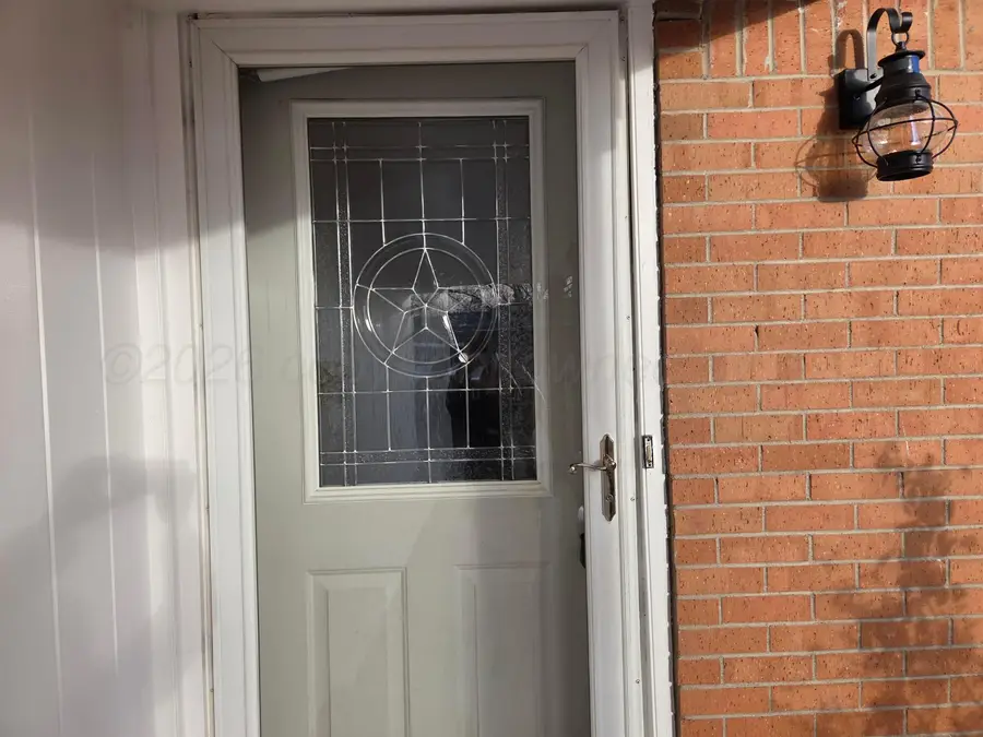 917 S Harvard Street, Perryton, TX 79070 - #3