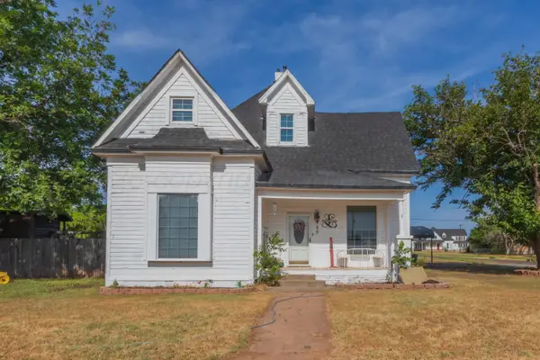 501 S 6th Street, Memphis, TX 79245