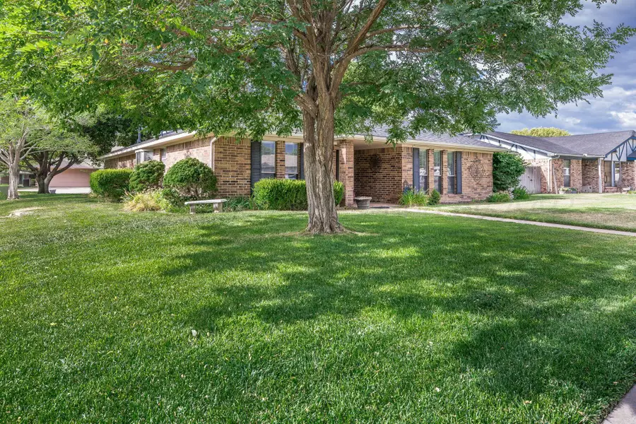 6701 Blacksmith Lane, Amarillo, TX 79109 - #2