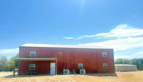 222 Bass Avenue, Howardwick, TX 79226